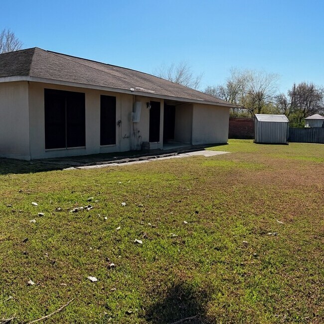 Building Photo - 2706 Mayflower Landing Ct