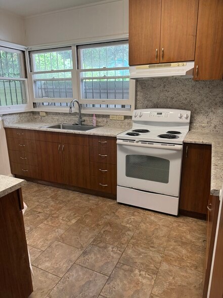 Building Photo - 2976 Oahu Ave