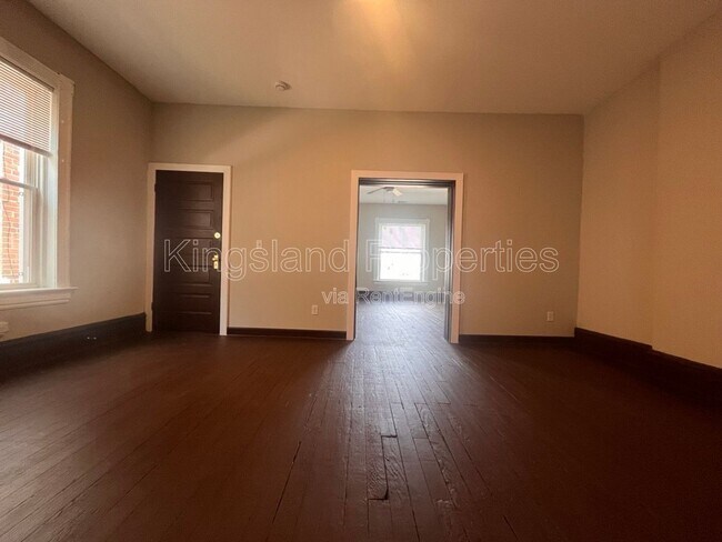 Building Photo - 4578 Evans Ave