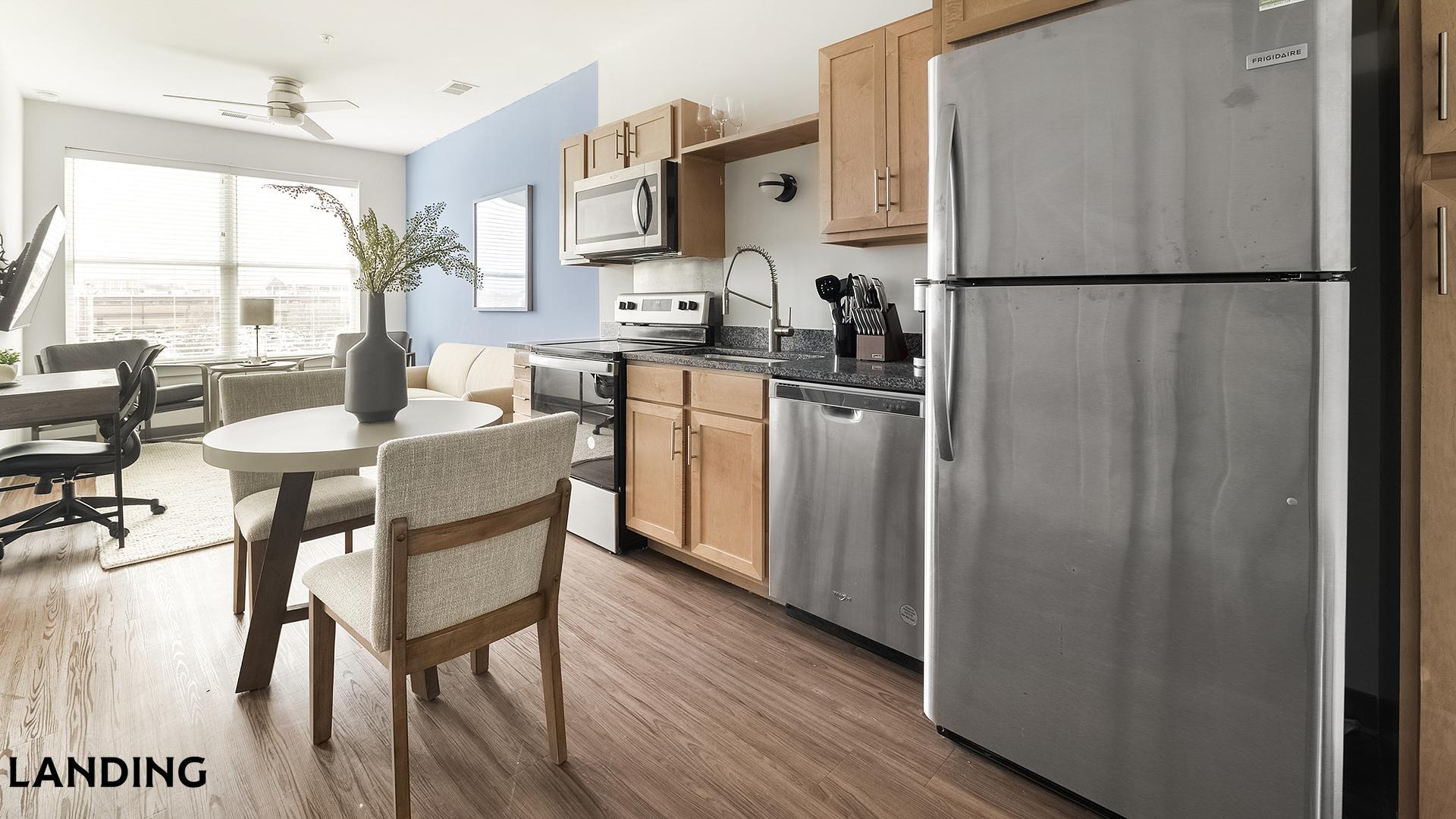 Building Photo - 302 13th St S