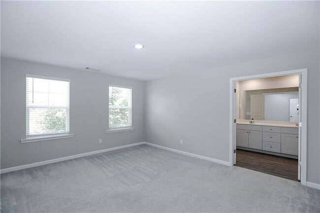 Building Photo - 4355 Magpie Dr