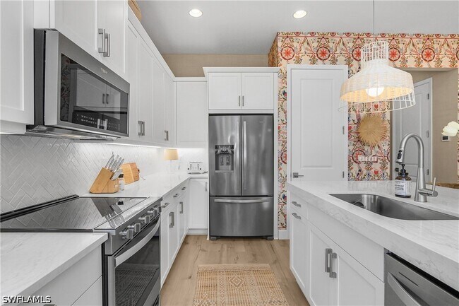 Building Photo - 7286 Saona CT