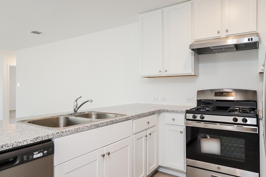 Building Photo - 4239 Southton Mere