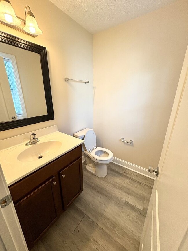 Building Photo - Available for the 2026-2027 lease term.