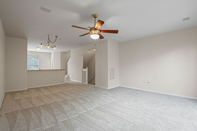 Building Photo - 3 Bed 2, Full Bath, 2 Half Bath, 1 Car Garage Townhome near MacDill AFB