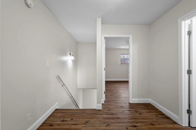 Building Photo - 3334 Gundy Dr