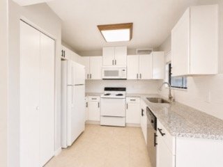 Building Photo - 2811 SW Archer Rd