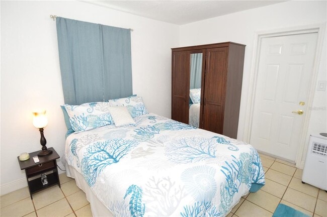 Building Photo - 156 146th Ave