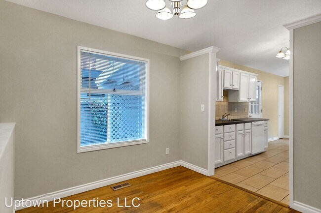 Building Photo - 3 br, 1 bath House - 1520 SE 44th Ave