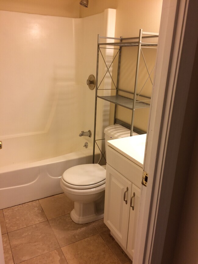 645 W Lowell Ave 645 W Lowell Ave Haverhill MA 01832 Apartment Finder