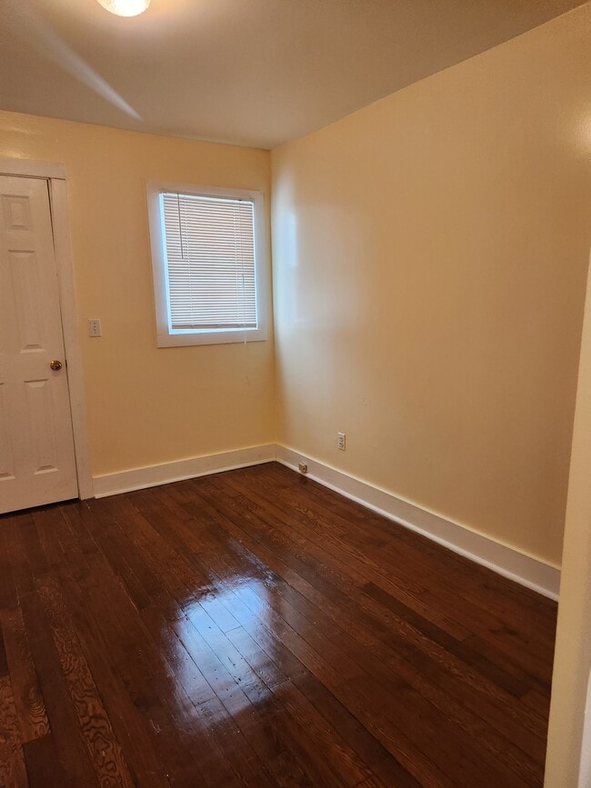 Building Photo - 96 Portland Ave