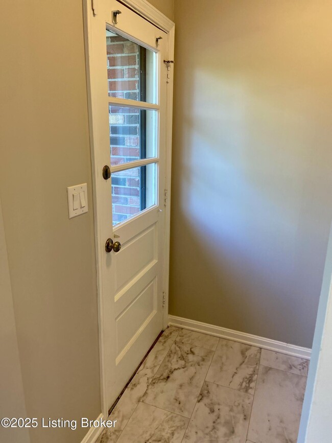 Building Photo - 3603 Willowwood Ct