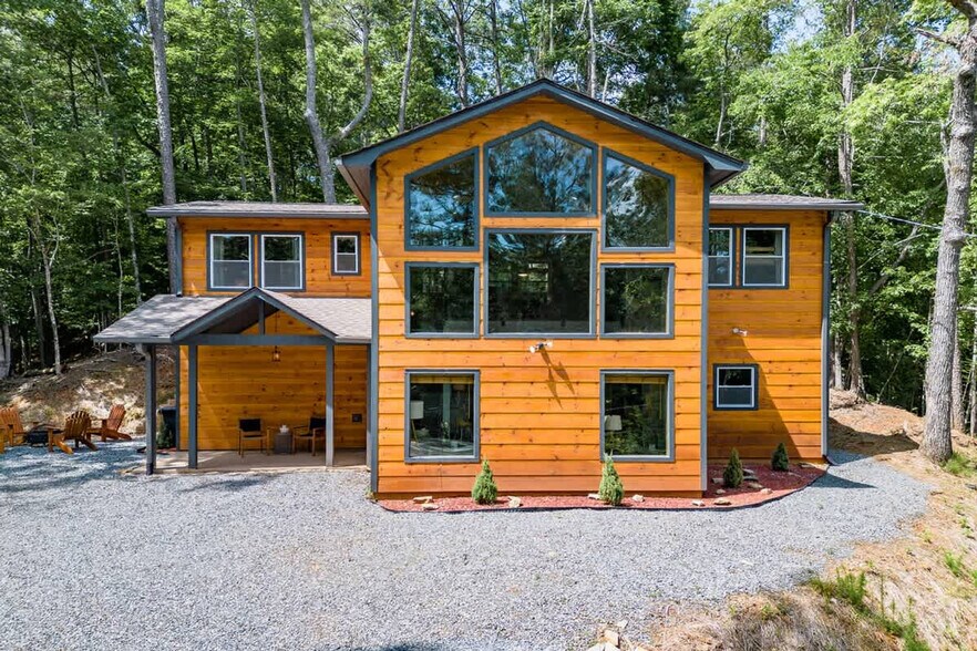 Building Photo - 43 Medina Ct