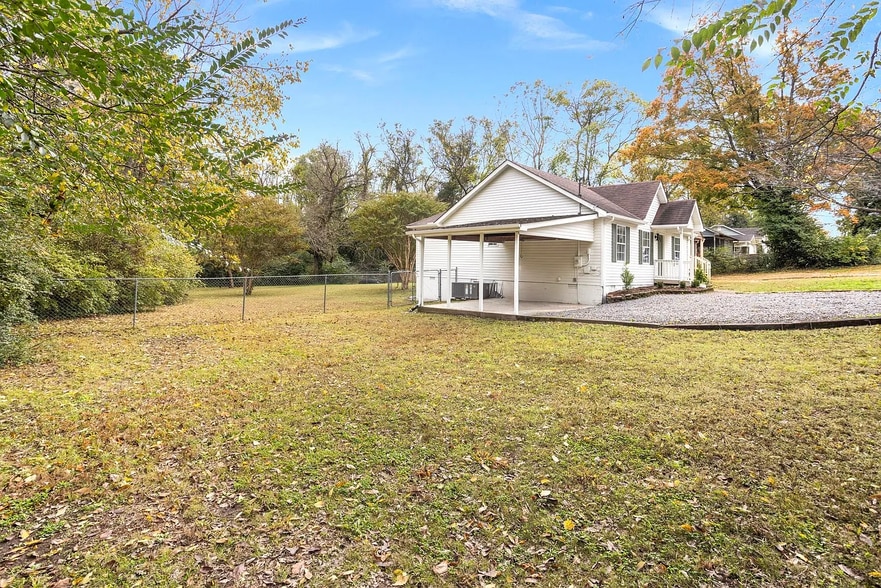 Building Photo - 100 Sadler Ct