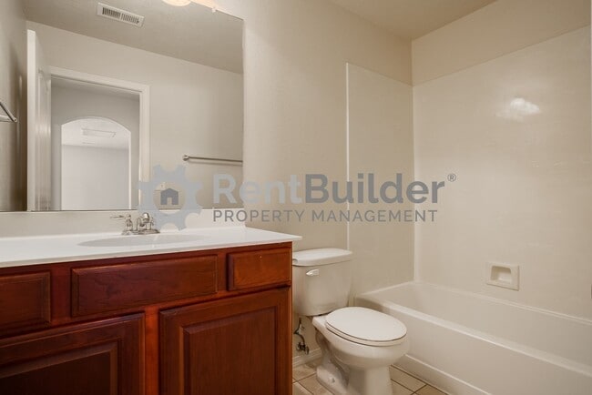 Building Photo - CALL US TODAY AT (505) 808-6467 TO SCHEDUL...