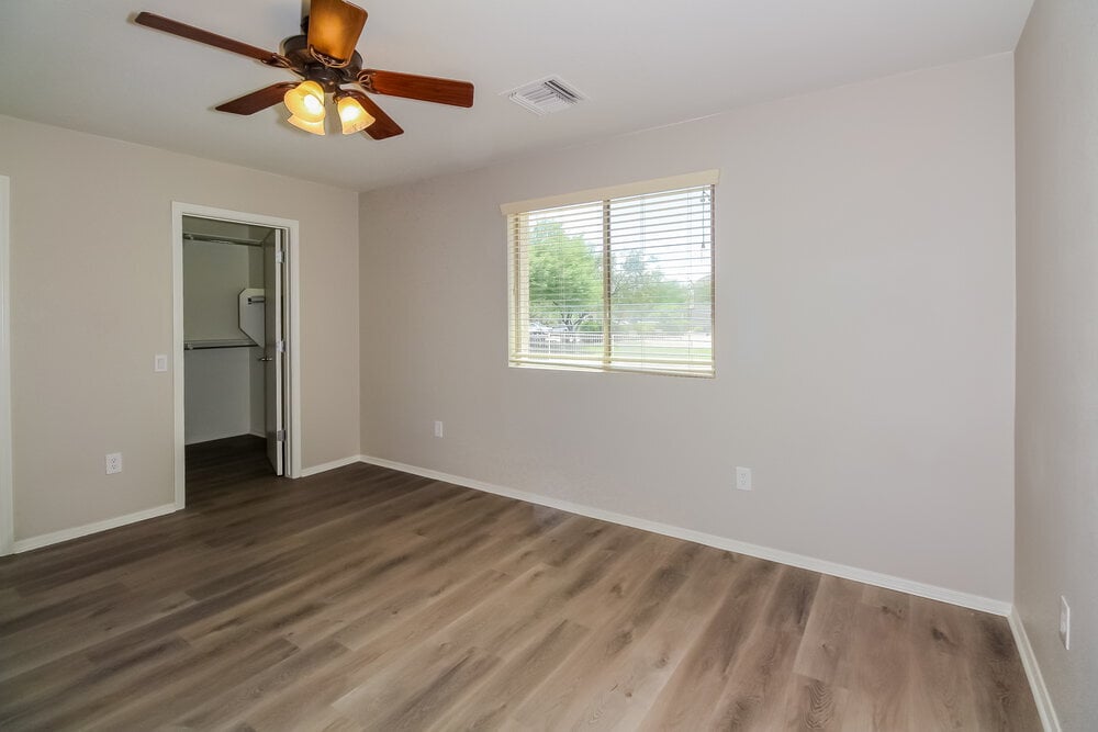 Building Photo - 10584 E Pleasant Pasture Dr