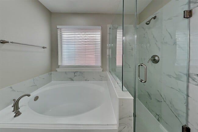 Building Photo - 20143 Glen Burn Ct