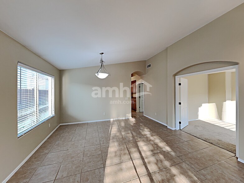 Building Photo - 10808 S Alley Mountain Dr