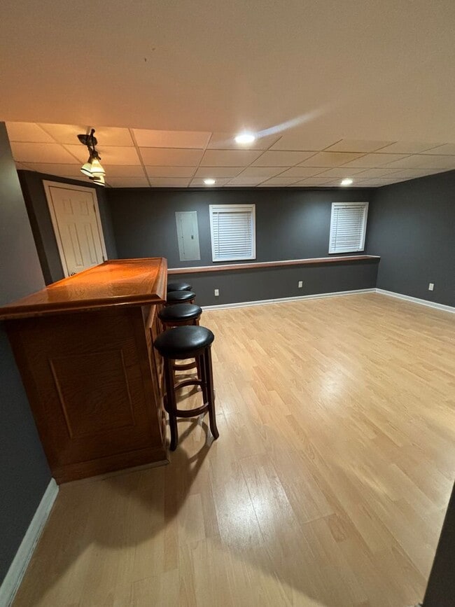 Building Photo - 2 Bedroom Loft Home w/ Finished Basement – $2,575/month