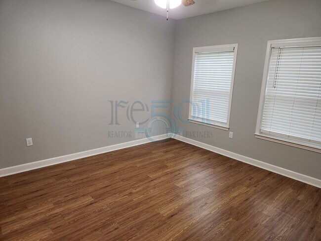 Building Photo - Gorgeous Find In West Little Rock! Reduced...