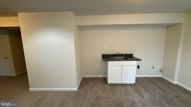 Building Photo - 19700 Crystal View Ct