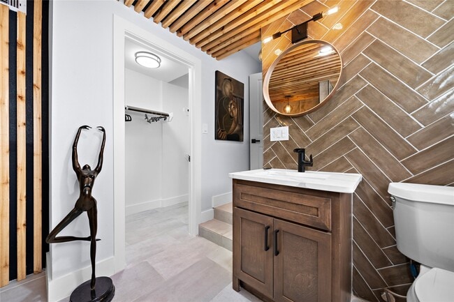 Building Photo - 3502 Ruth St