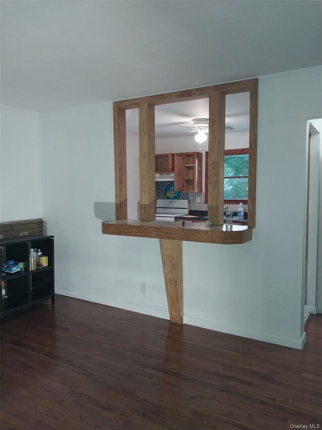 Building Photo - 282 Whittier Dr