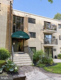 Building Photo - 1575 W Street Rd
