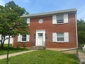 Building Photo - SW City Duplex!