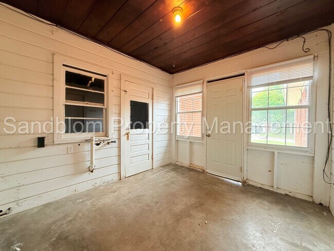 Building Photo - For Lease | Mayo Meadow | $1200 Rent
