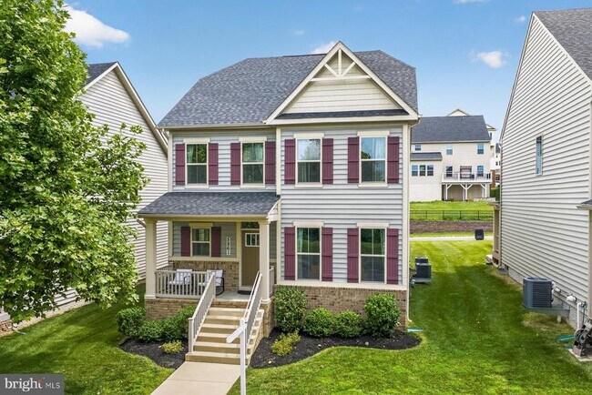 Building Photo - 5861 Oakdale Vlg Rd