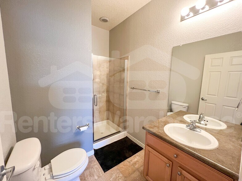Building Photo - 9381 Ashbury Cir