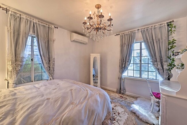 Building Photo - Looking for a great short term rental!!!!!