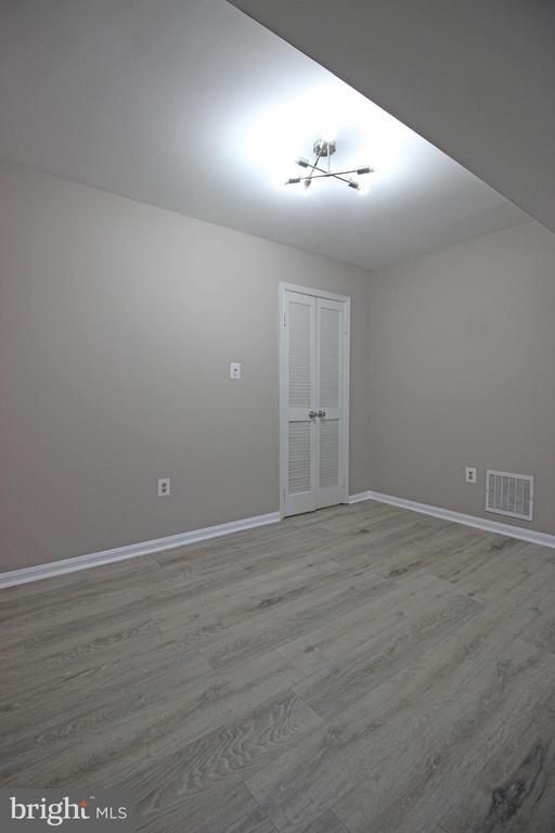 Building Photo - 8022 Northumberland Rd