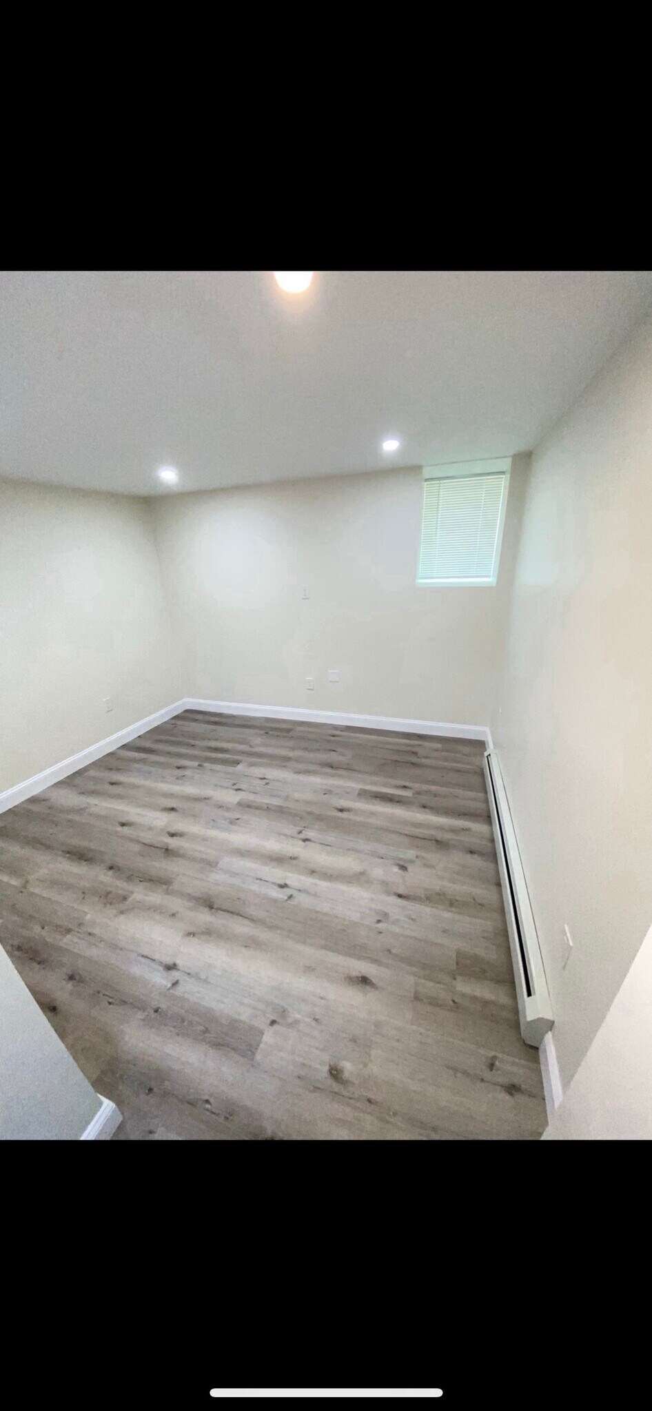 Building Photo - 26 Hazelwood St