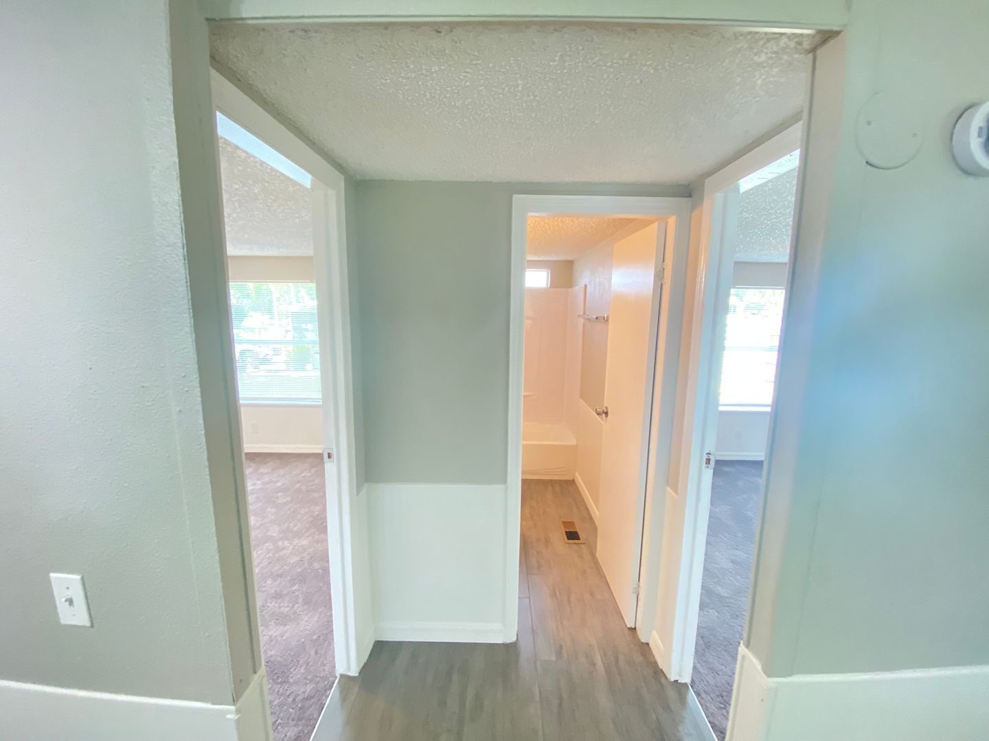 Building Photo - Charming 3-Bedroom, 2-Bath Home with Fence...