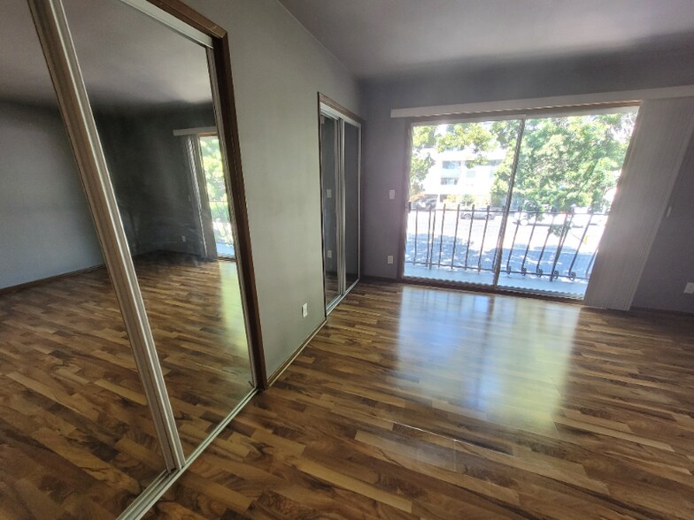 Building Photo - 1410 Venice Blvd.