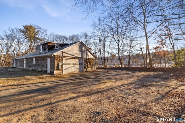 Building Photo - 85 Hicock Dr