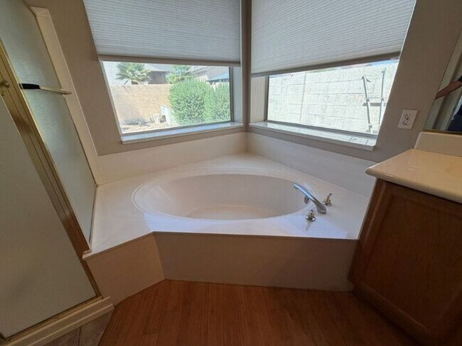 Building Photo - 3130 E Brookwood Ct