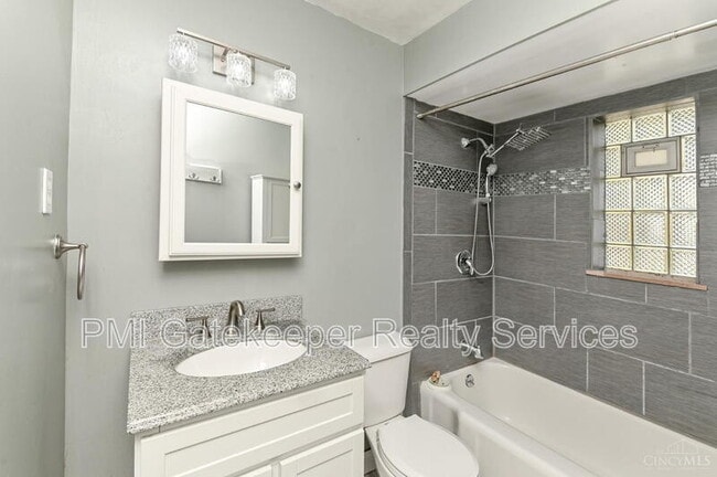 Building Photo - 5618 Leumas Rd