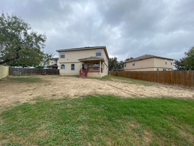 Building Photo - FALL INTO A NEW HOME WITH OUR MOVE-IN SPECIALS!