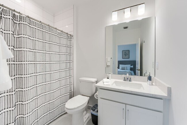 Building Photo - 26401 Coco Cay Cir