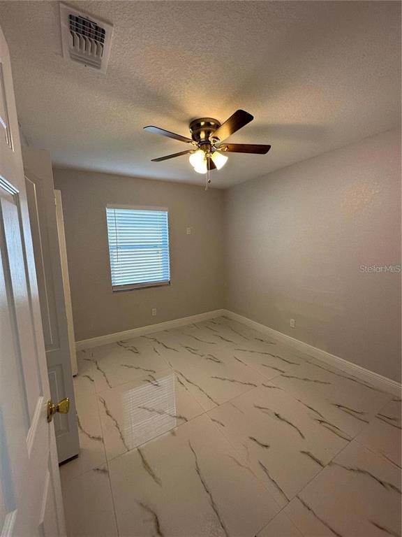 Building Photo - 7813 Lakeshore Dr