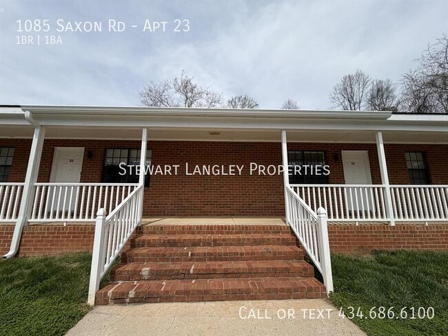 Building Photo - 1085 Saxon Rd