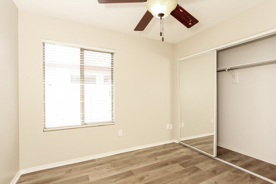 Building Photo - 305 N Abalone Dr