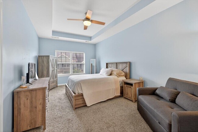 Building Photo - 256 Valley Xing