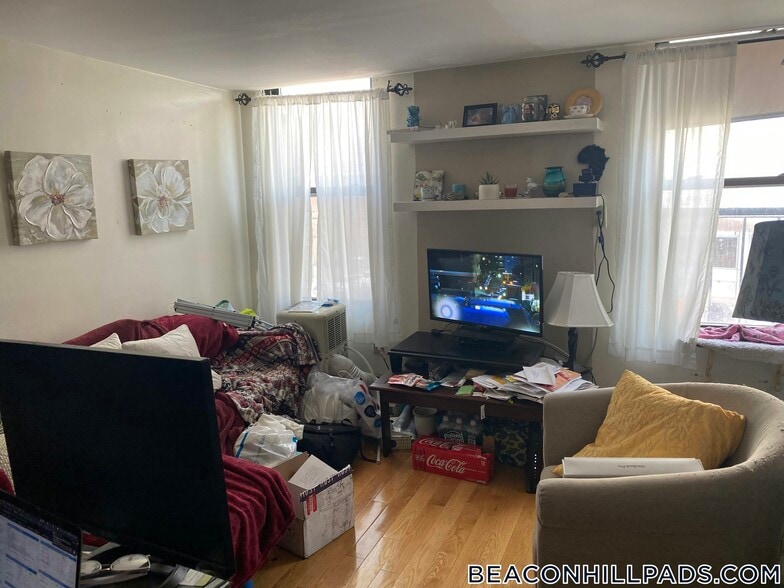 Building Photo - 232 Cambridge St