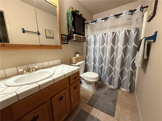 Building Photo - 1280 Mohave Dr