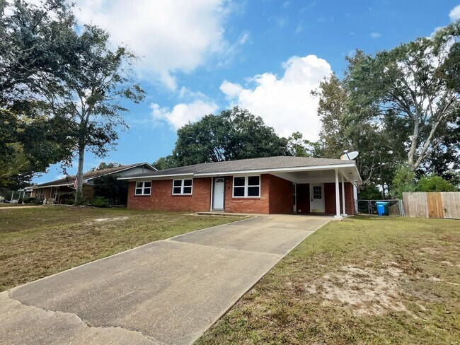 Building Photo - Updated 3-Bedroom Home in Ocean Springs!