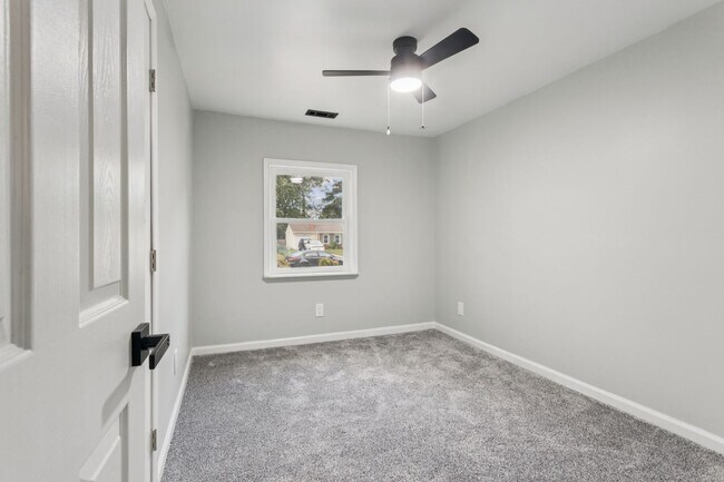 Building Photo - Updated Four bedroom, two full bathroom home